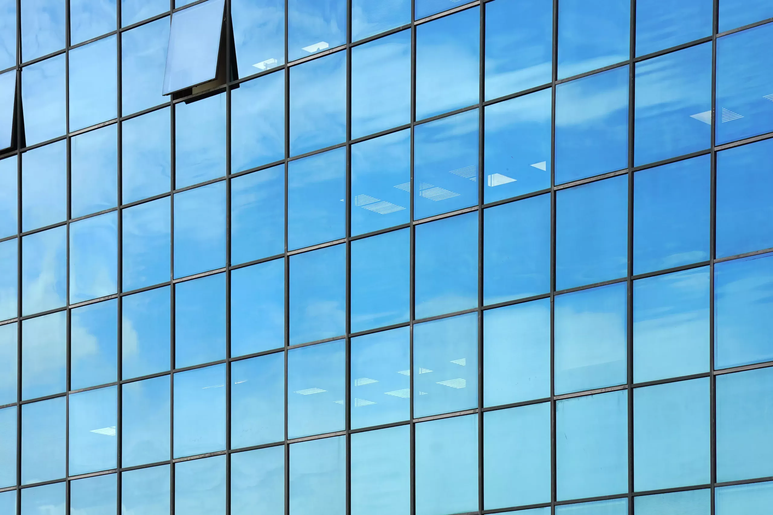 fachadas de cristal Perito judicial Palencia